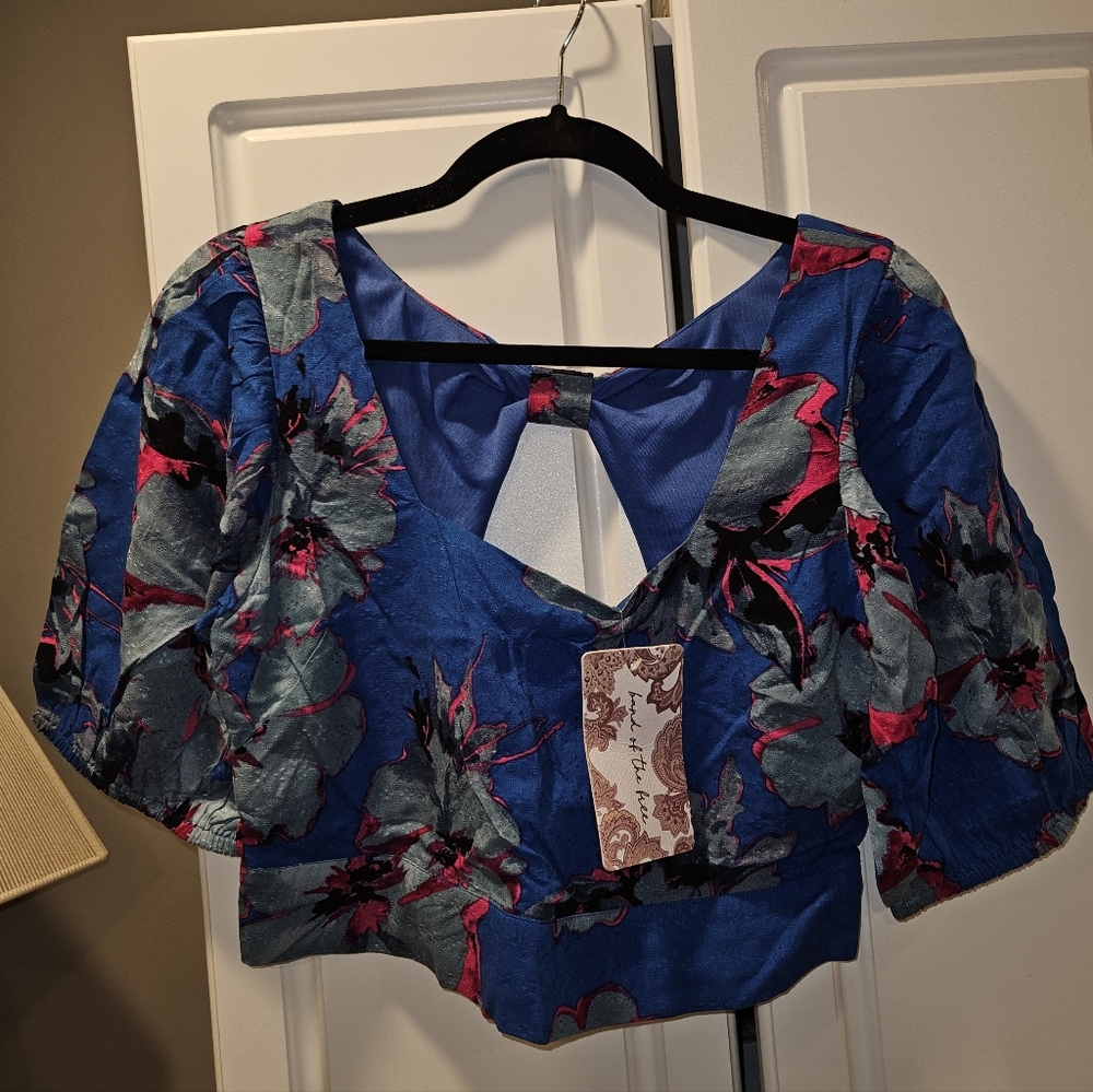 NWT Band of the Free Crop Top